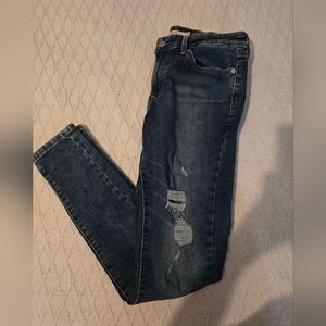Levis 711 Skinny Jeans